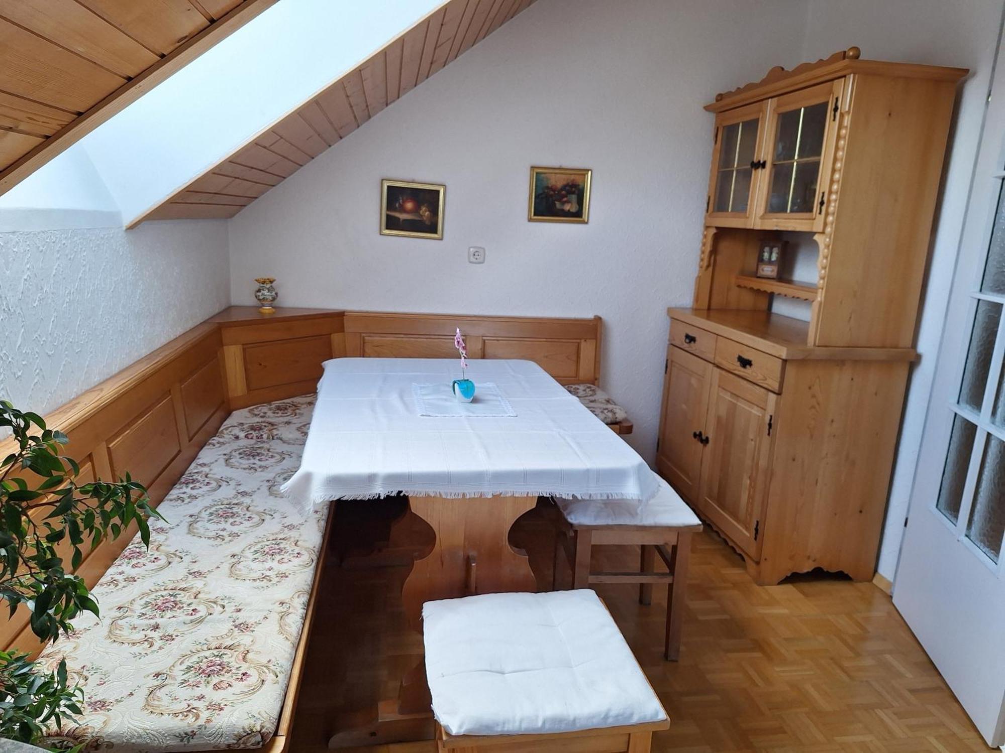 Apartmaji Marinka Hodnik Бохінь Номер фото